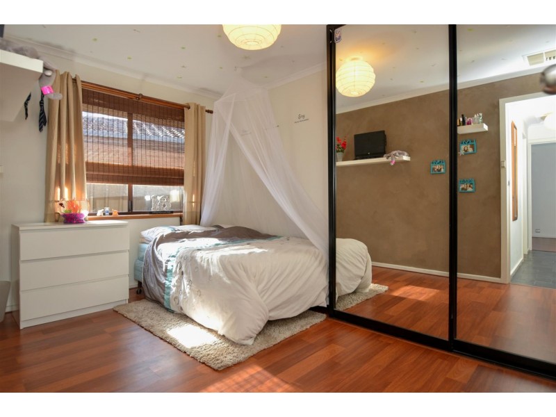 39 Kurrambi Crescent, Hallett Cove SA 5158