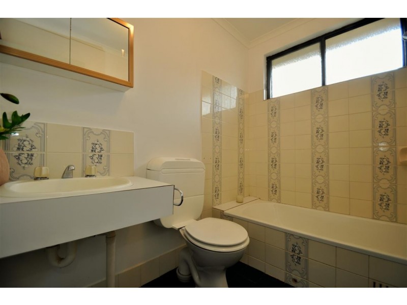 6 Seaview Court, Morphett Vale SA 5162