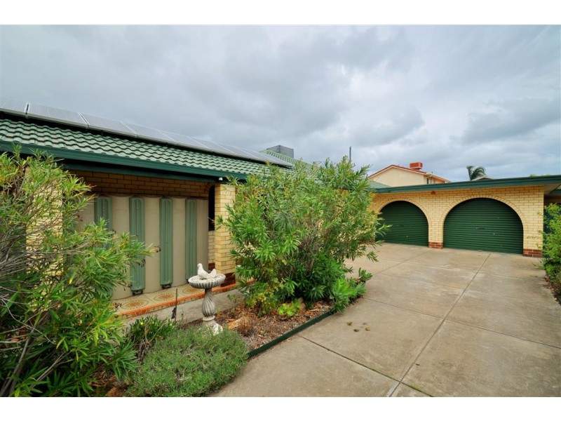 17 Huron Grove, West Lakes SA 5021