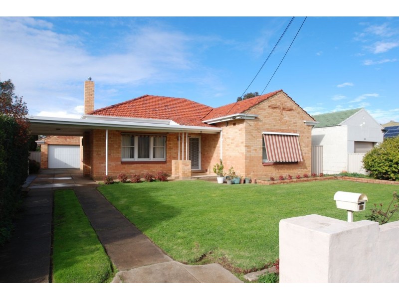 18 BUTTROSE STREET, Glenelg East SA 5045