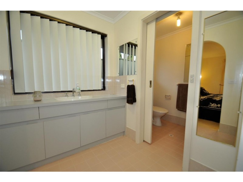 16 Jaimey Grove, Aberfoyle Park SA 5159