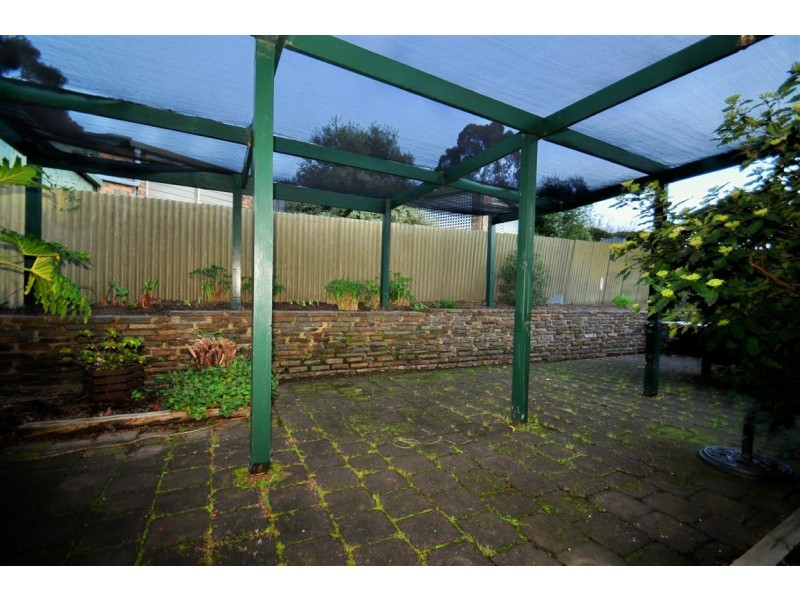 8 Quamby Court, Happy Valley SA 5159