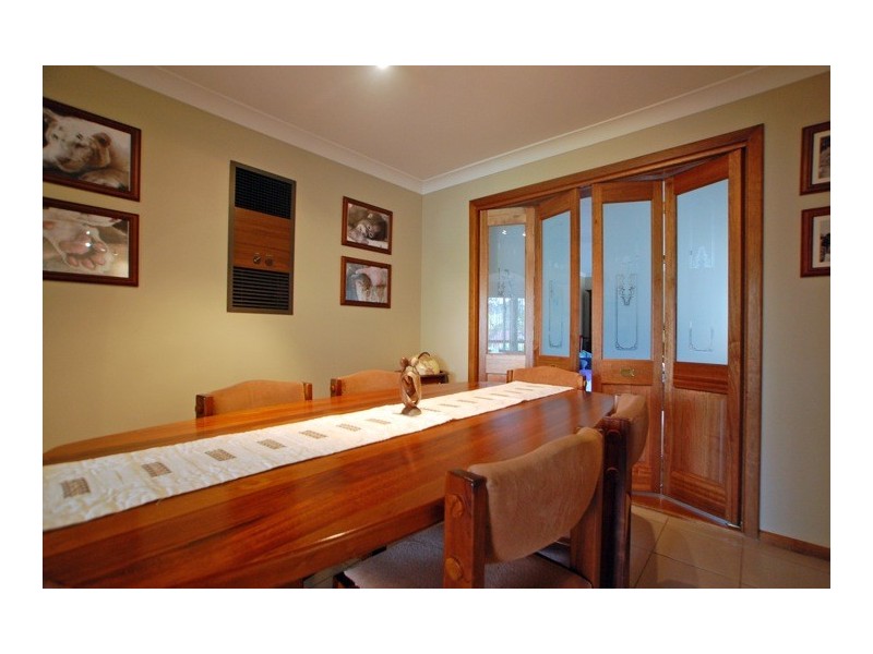 5 Vine Crescent, Happy Valley SA 5159