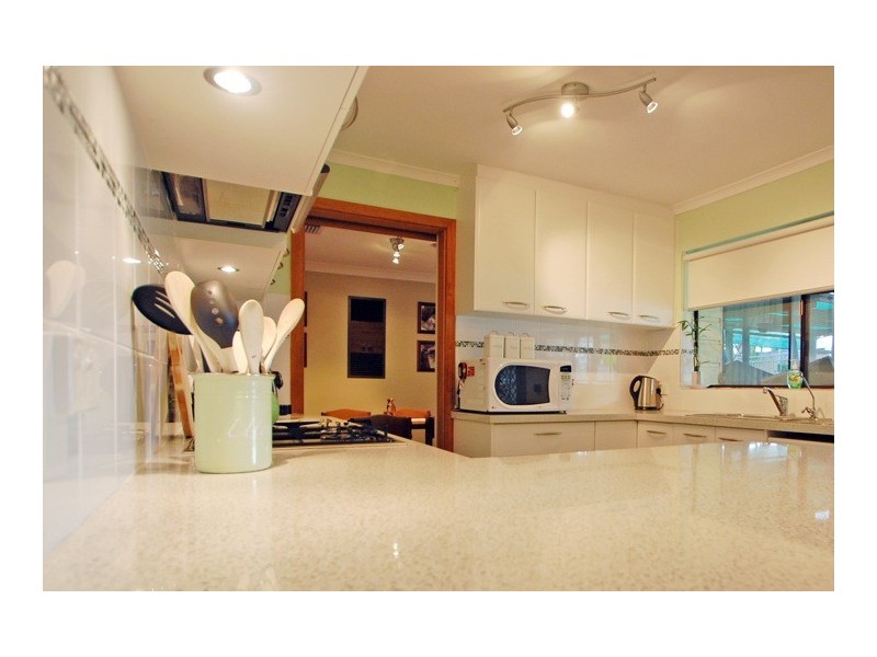 5 Vine Crescent, Happy Valley SA 5159