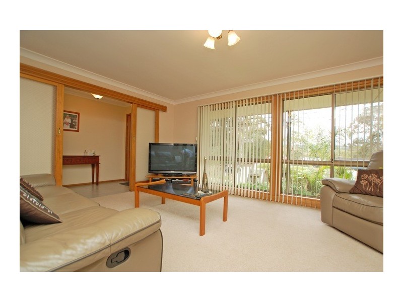 5 Vine Crescent, Happy Valley SA 5159