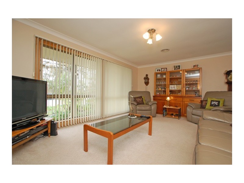 5 Vine Crescent, Happy Valley SA 5159