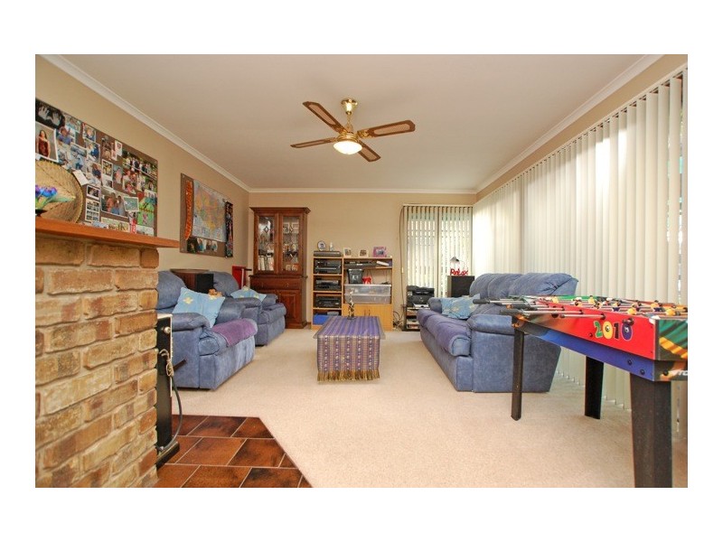 5 Vine Crescent, Happy Valley SA 5159