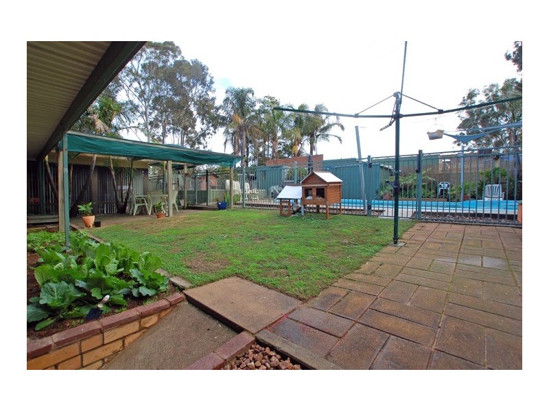 5 Vine Crescent, Happy Valley SA 5159