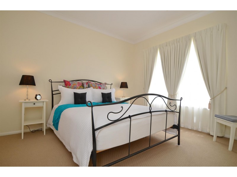 39 Holdfast Drive, Sheidow Park SA 5158