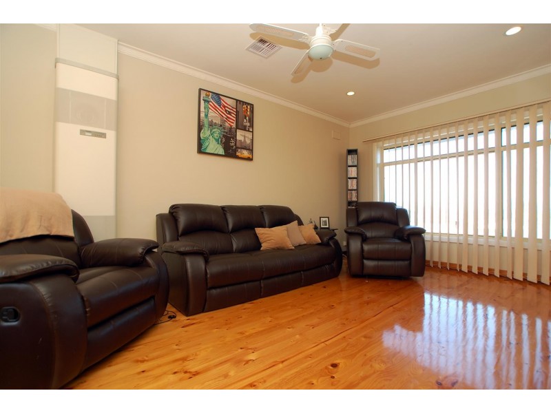 17 Geoffrey Avenue, Port Noarlunga SA 5167