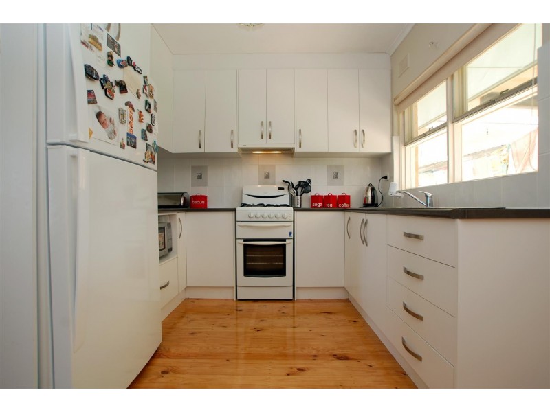 17 Geoffrey Avenue, Port Noarlunga SA 5167