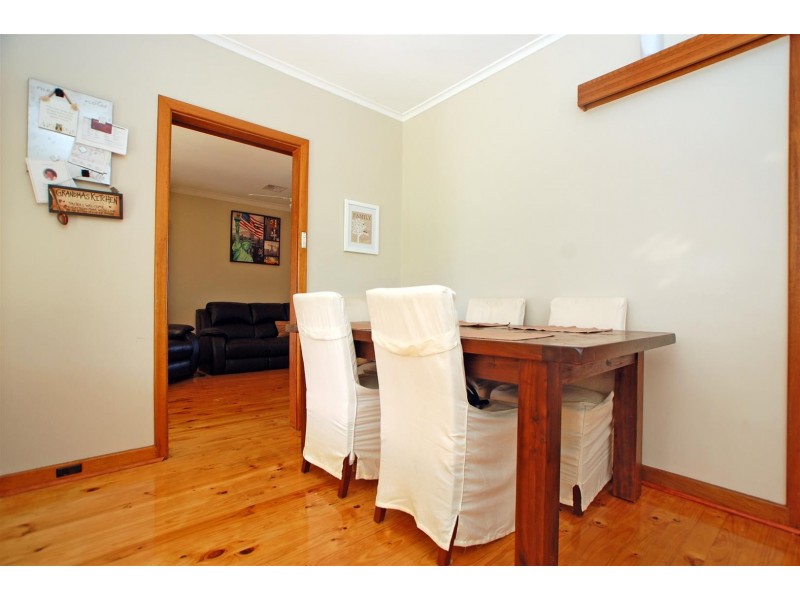17 Geoffrey Avenue, Port Noarlunga SA 5167