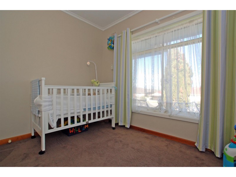 17 Geoffrey Avenue, Port Noarlunga SA 5167