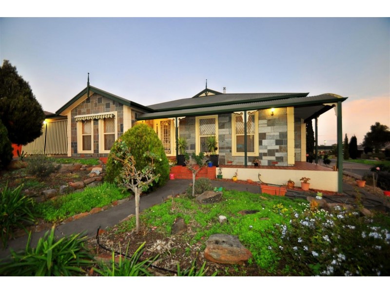 93 Sherebrooke Boulevard, Woodcroft SA 5162