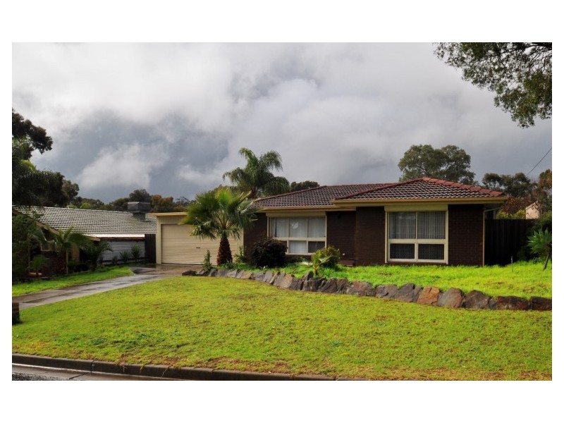 7 Jade Crescent, Aberfoyle Park SA 5159