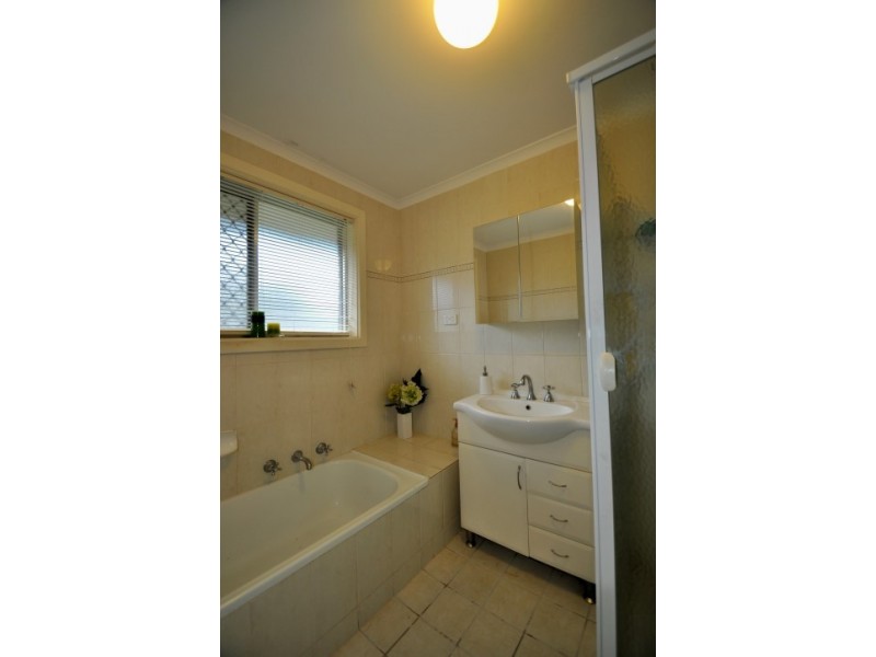 7 Jade Crescent, Aberfoyle Park SA 5159