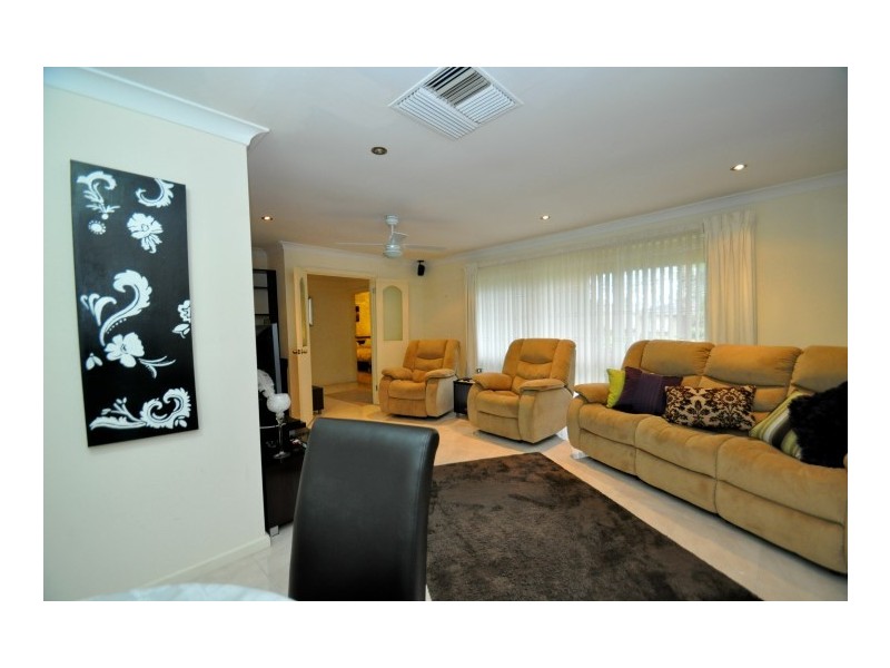 7 Jade Crescent, Aberfoyle Park SA 5159