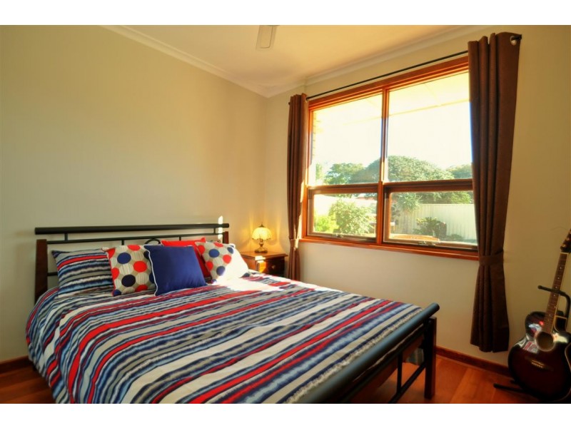 13 Marie Avenue, Morphett Vale SA 5162