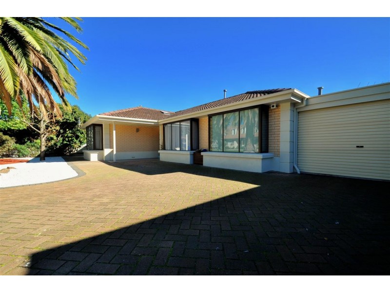 13 Marie Avenue, Morphett Vale SA 5162