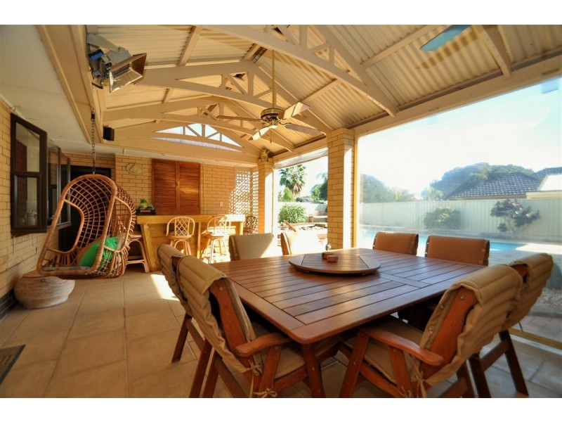 13 Marie Avenue, Morphett Vale SA 5162