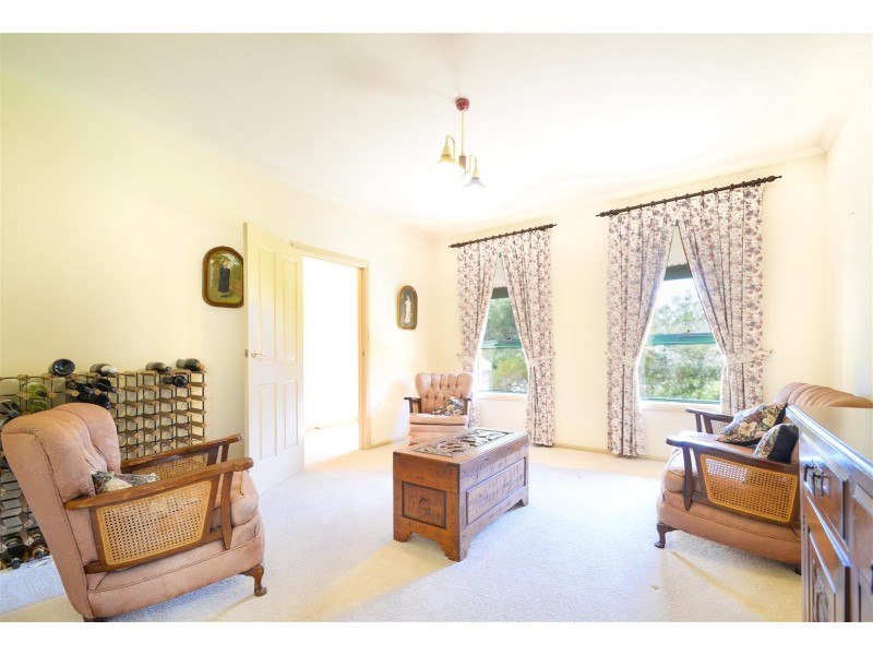 2 Rangeview Rise, Aberfoyle Park SA 5159