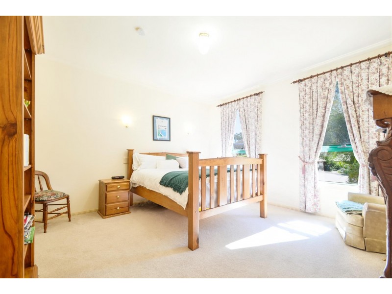 2 Rangeview Rise, Aberfoyle Park SA 5159
