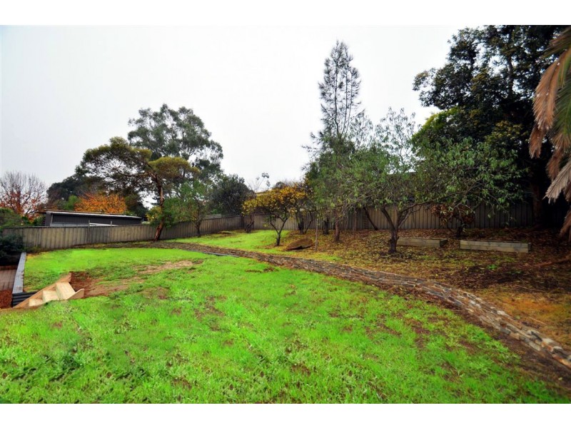 21 Banksia Road, Aberfoyle Park SA 5159