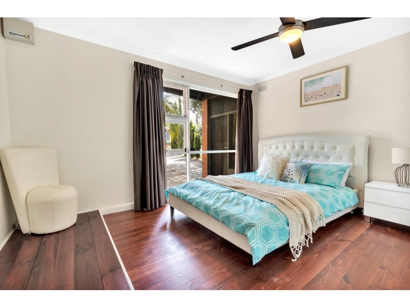 14 Saphire Road, Morphett Vale SA 5162