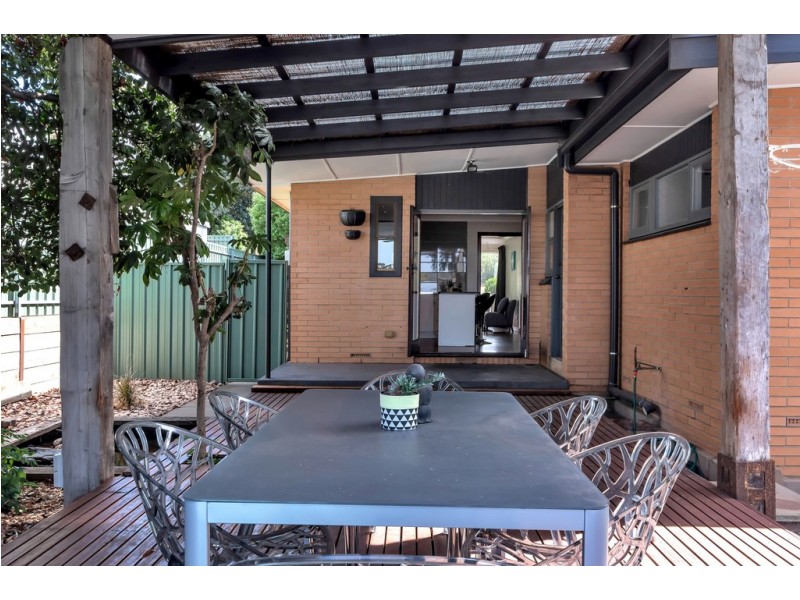 14 Saphire Road, Morphett Vale SA 5162