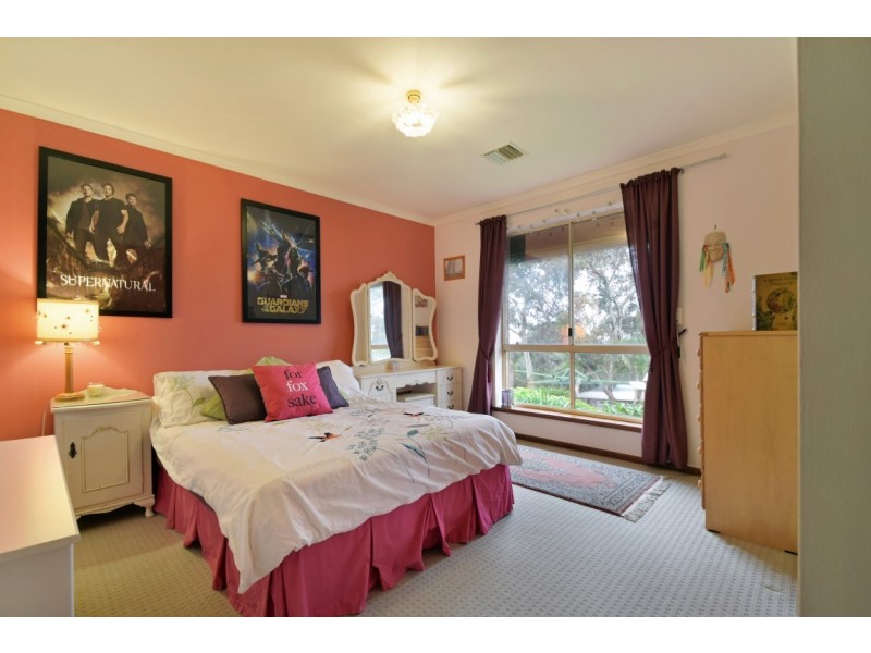 23 Panorama Drive, Aberfoyle Park SA 5159