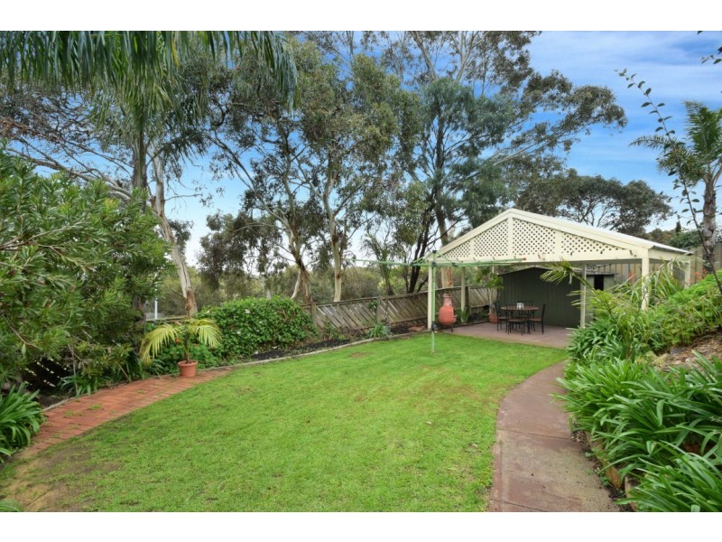 23 Panorama Drive, Aberfoyle Park SA 5159