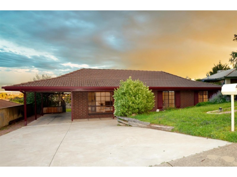 30 Doulton Drive, Trott Park SA 5158