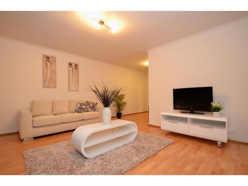 30 Doulton Drive, Trott Park SA 5158