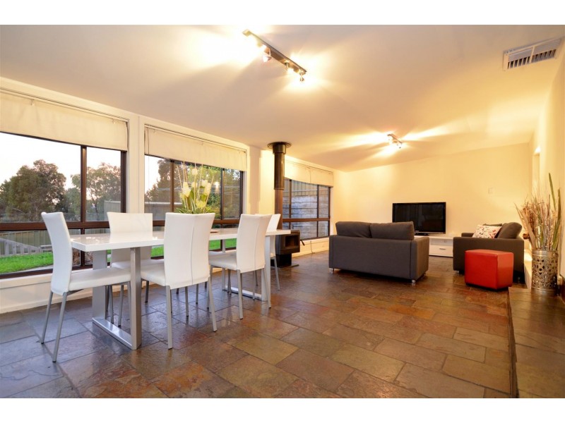 30 Doulton Drive, Trott Park SA 5158