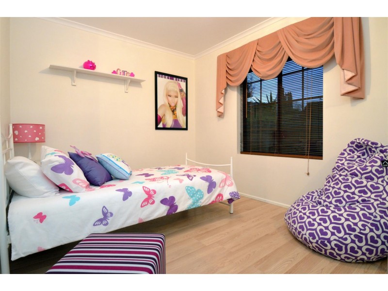 30 Doulton Drive, Trott Park SA 5158