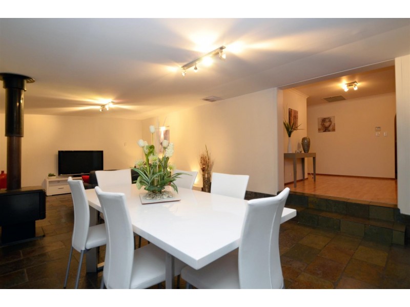 30 Doulton Drive, Trott Park SA 5158