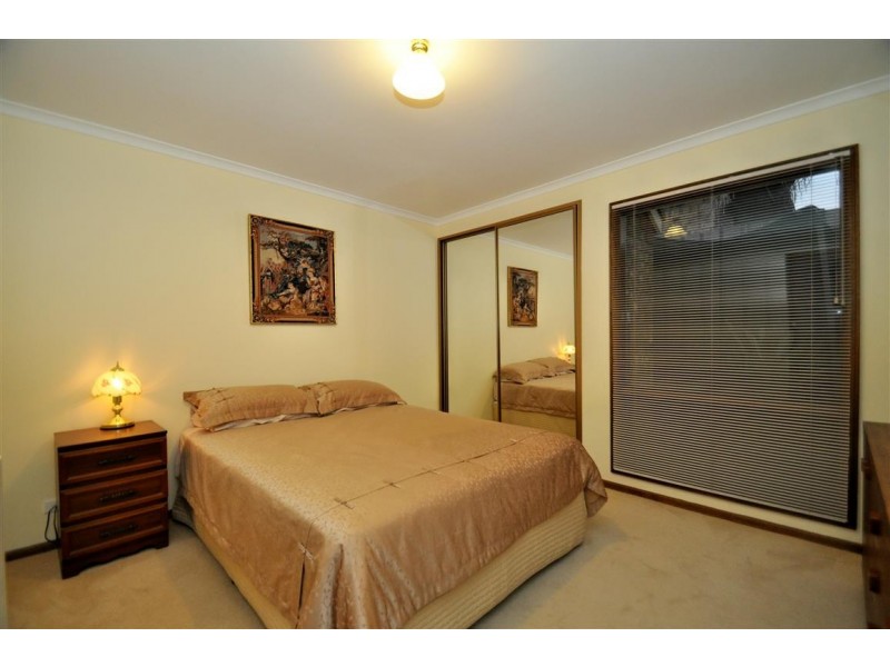 43 Daveys Road, Flagstaff Hill SA 5159