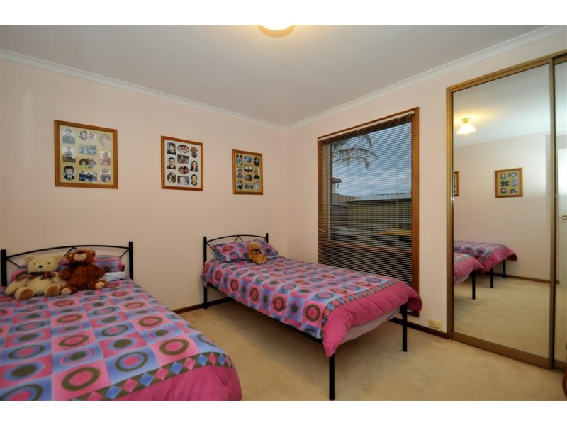 43 Daveys Road, Flagstaff Hill SA 5159