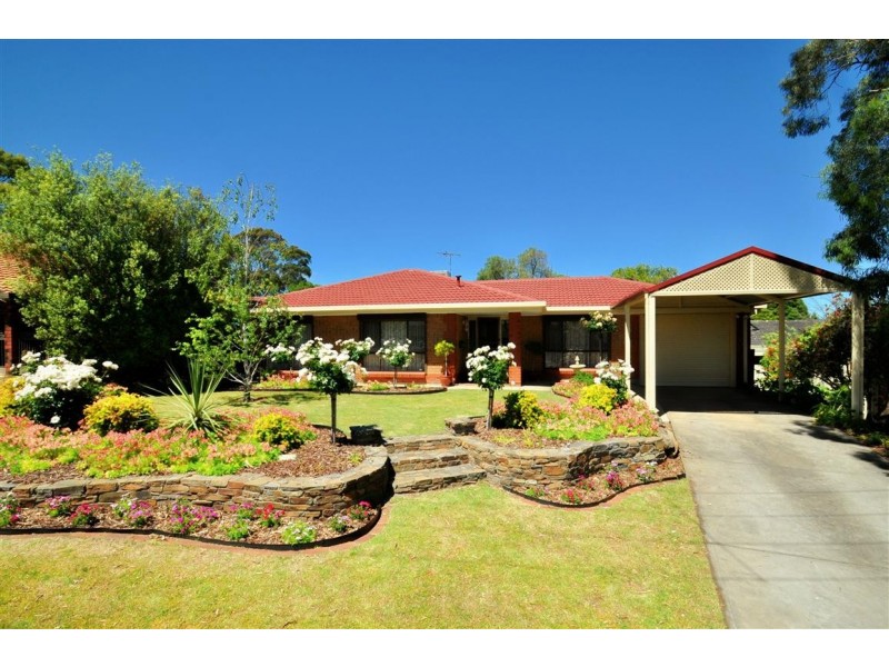 18 Kimberly Way, Happy Valley SA 5159
