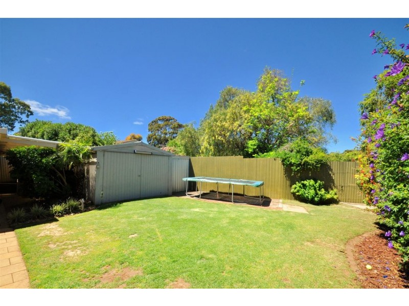 18 Kimberly Way, Happy Valley SA 5159