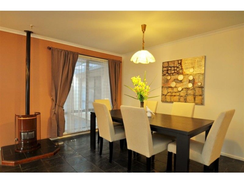 11 Holmeswood Court, Onkaparinga Hills SA 5163