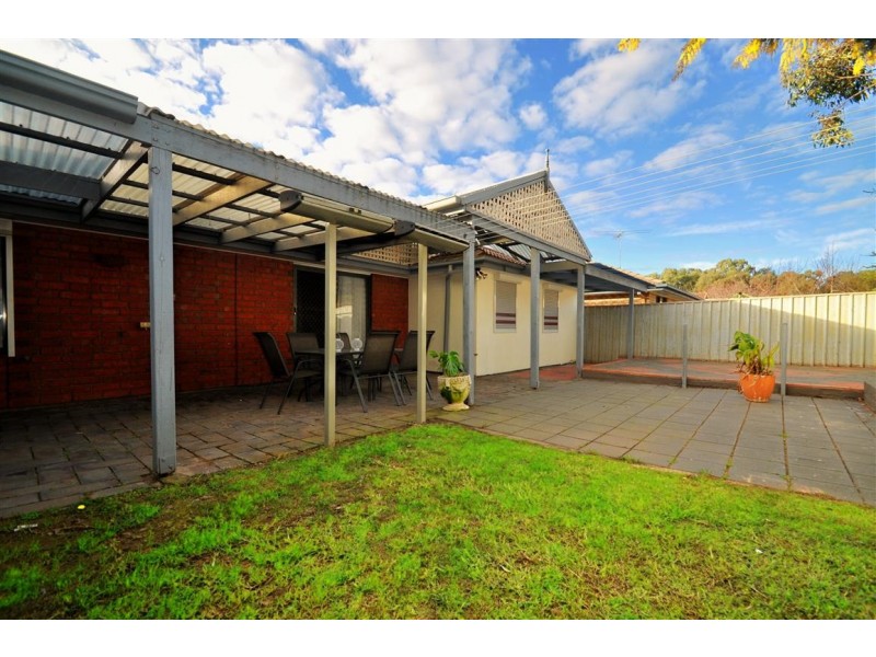 11 Holmeswood Court, Onkaparinga Hills SA 5163