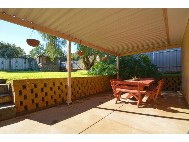 8 Drysdale Drive, Trott Park SA 5158