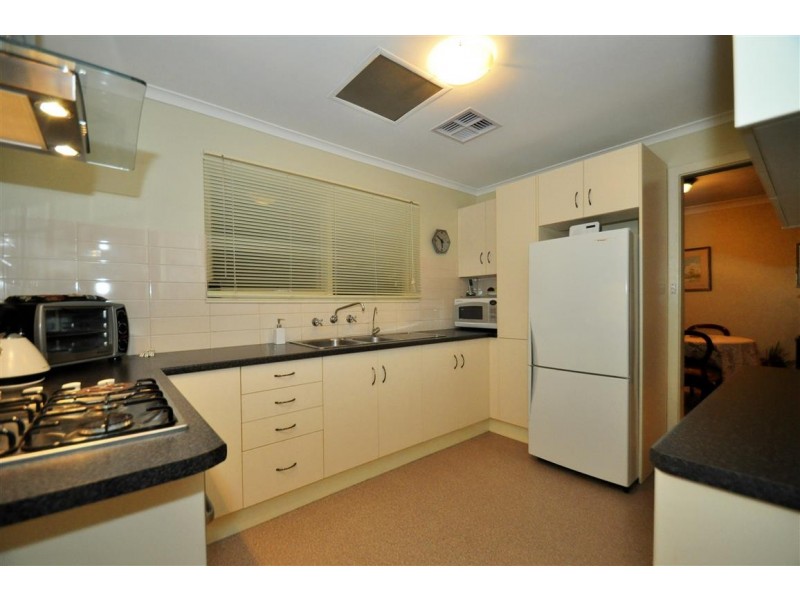 8 Tokay Crescent, Morphett Vale SA 5162