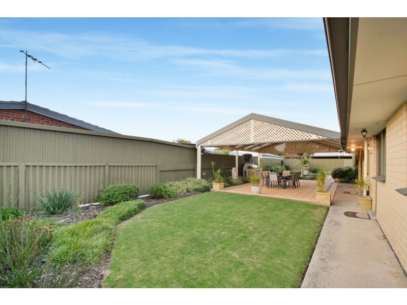 1 Marie Avenue, Morphett Vale SA 5162