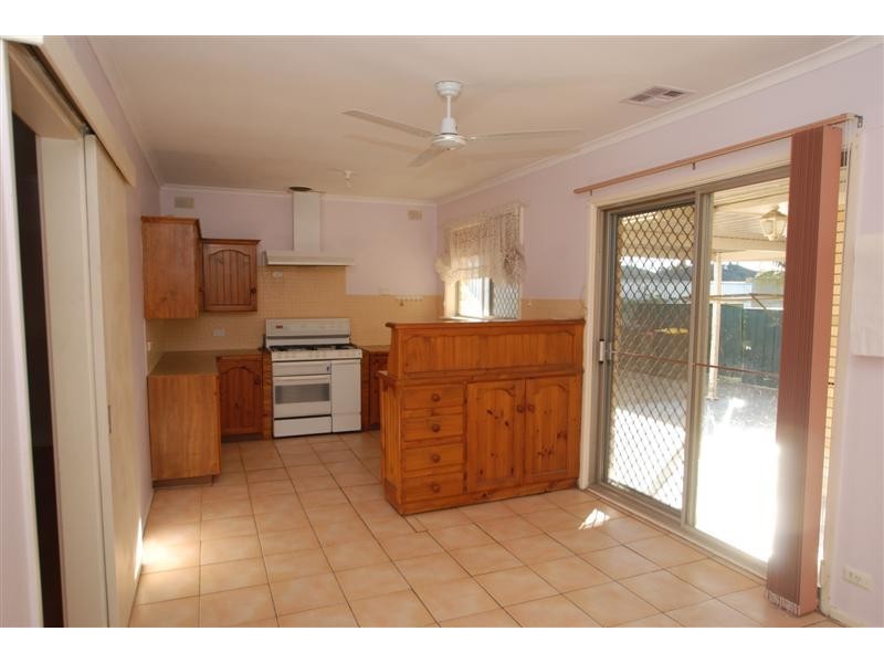 25 Raymond Avenue, North Plympton SA 5037