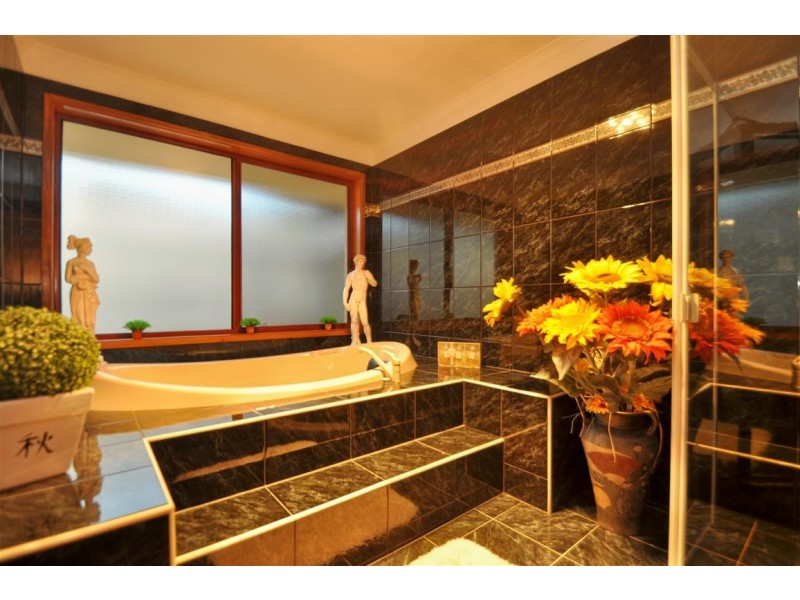 51 McHarg, Happy Valley SA 5159