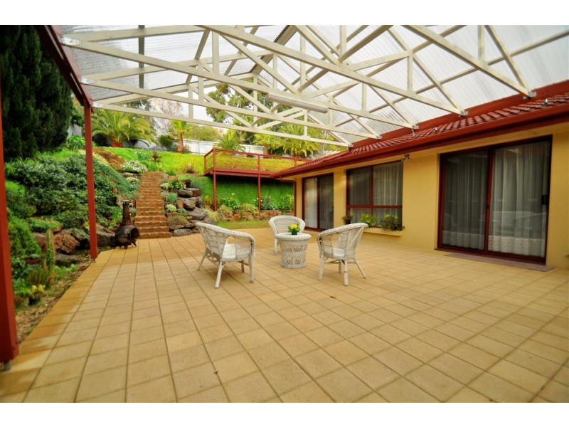 51 McHarg, Happy Valley SA 5159