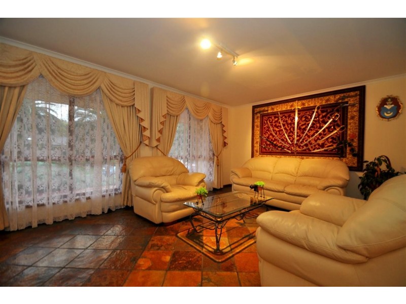 51 McHarg, Happy Valley SA 5159