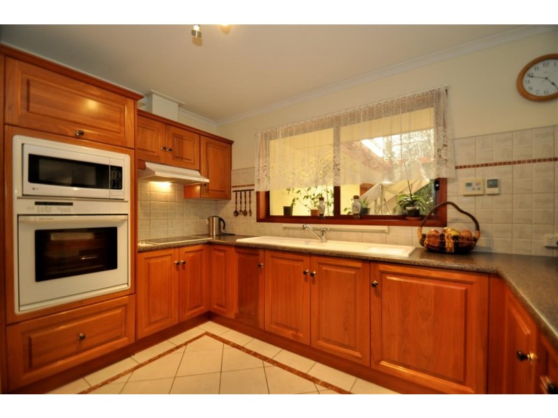 51 McHarg, Happy Valley SA 5159